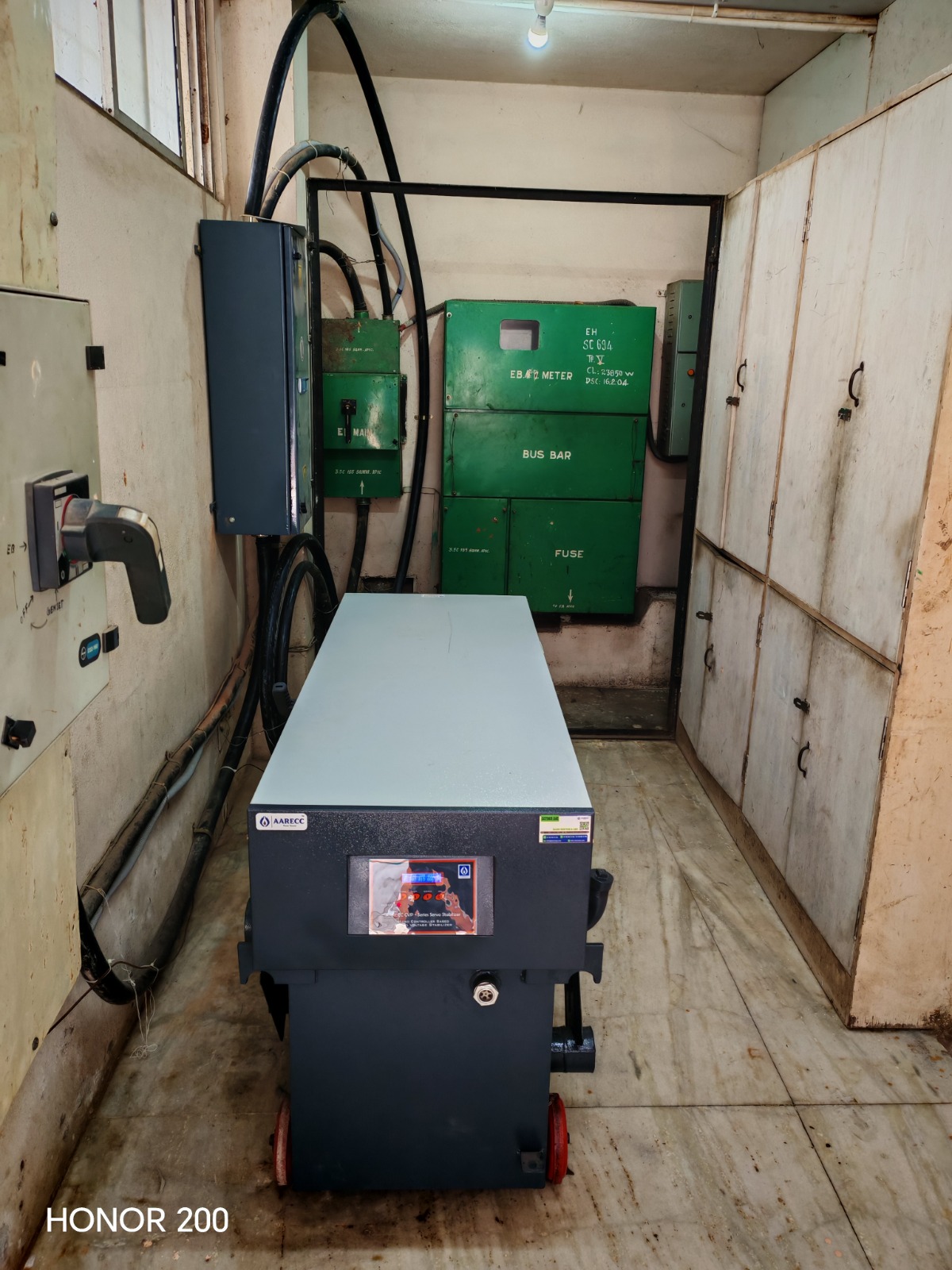 How to Calculate the Right UPS Capacity for Your Equipment